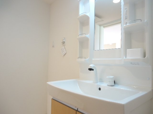 洗面設備　洗髪洗面化粧台