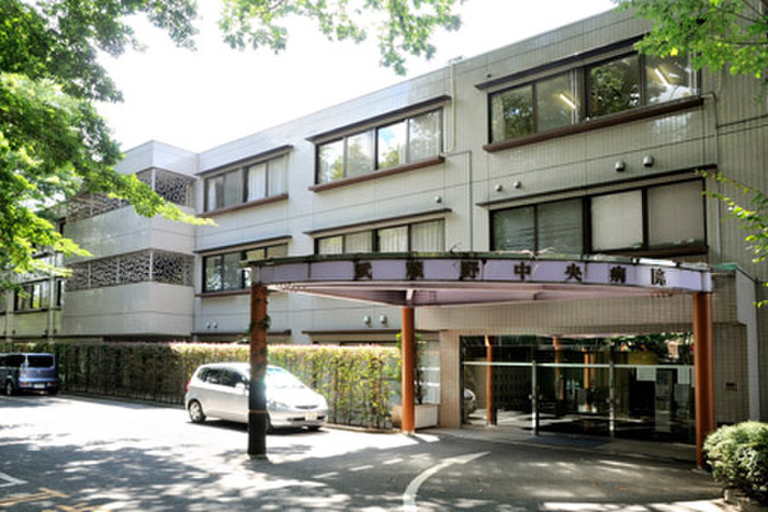 病院　武蔵野中央病院（病院）まで480m