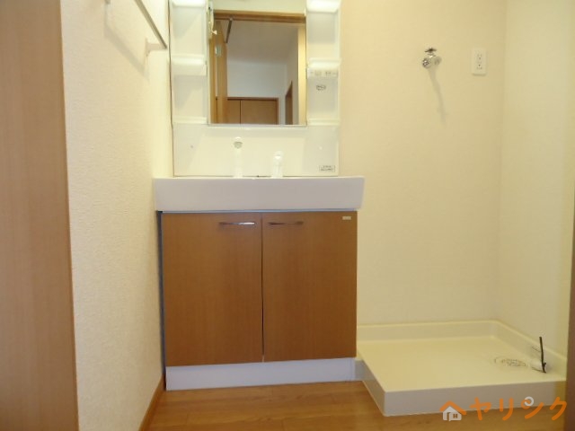 洗面設備　洗髪洗面化粧台