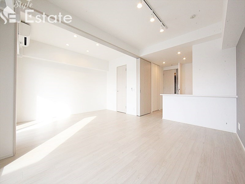 居室・リビング　内装