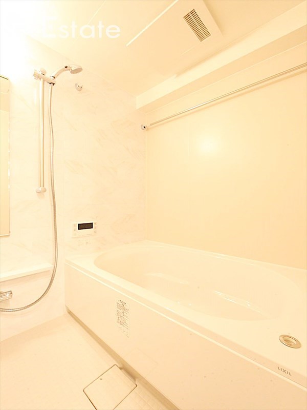 バス・シャワールーム　バスルーム