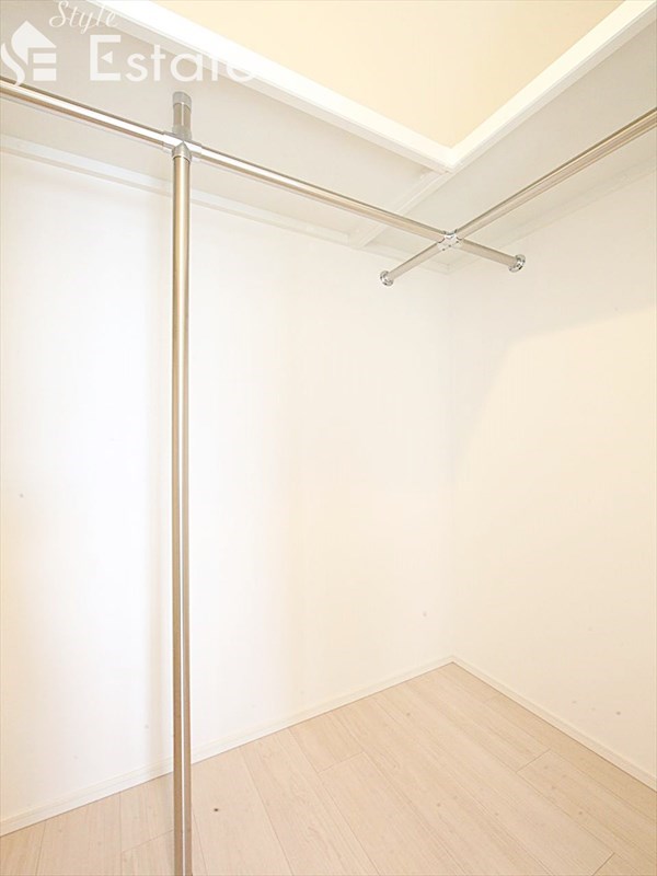 収納　ウォークインクローゼット