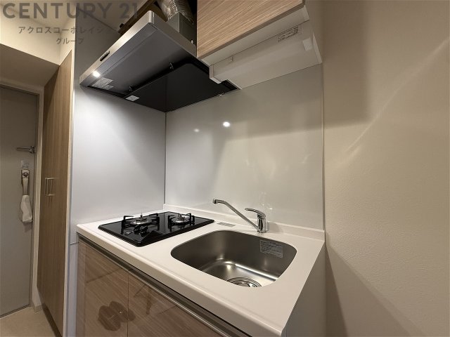 キッチン　2口ガスコンロでまな板スペースもしっかり確保できます☆