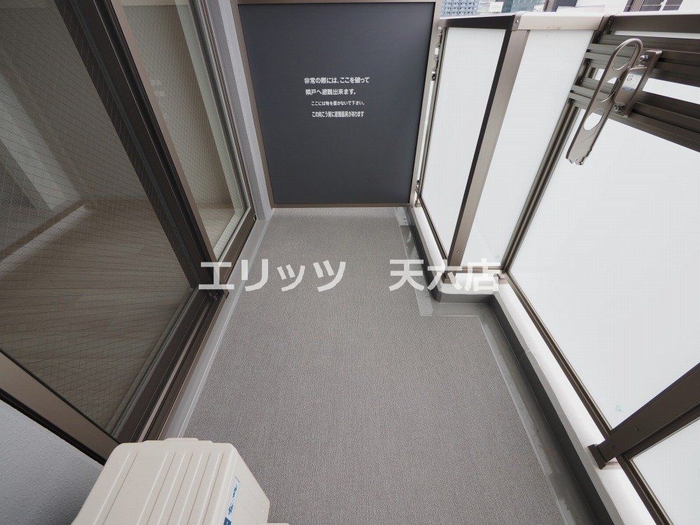 バルコニー　バルコニー