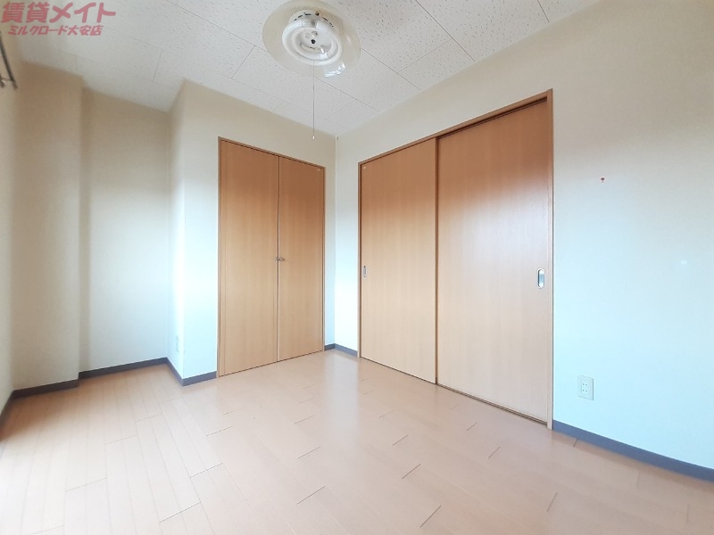 その他部屋・スペース　同物件、別部屋の写真です