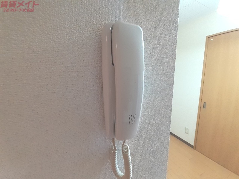 セキュリティ　同物件、別部屋の写真です