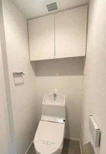 トイレ　別号室参考写真