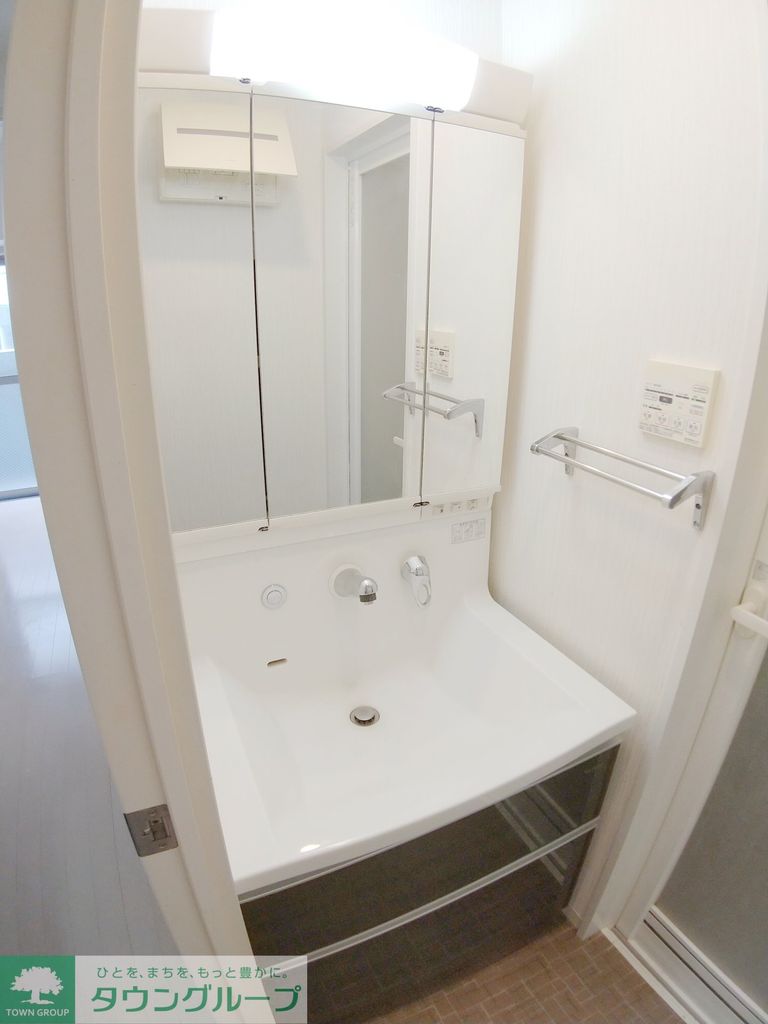 バス・シャワールーム　お部屋探しは株式会社　タウンハウジング　までお気軽にお問合…