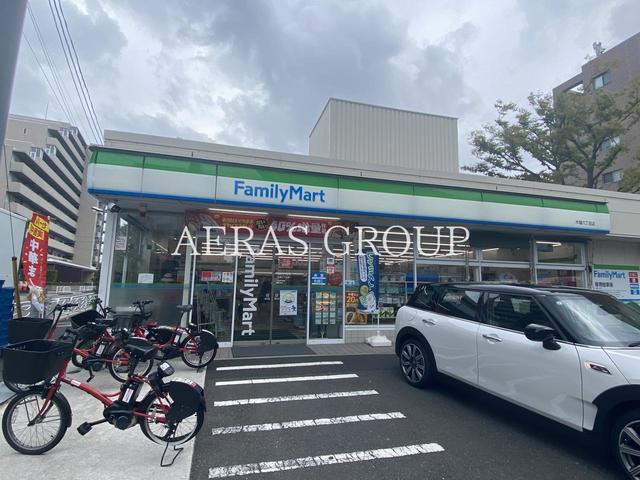 コンビニ　ファミリーマート 木場六丁目店（コンビニ）まで186m