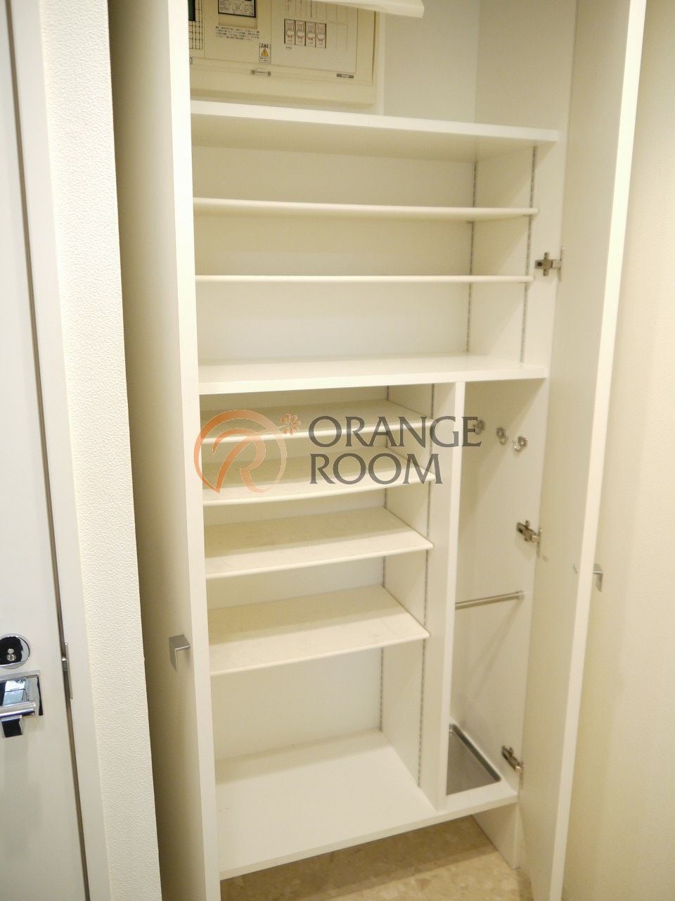 玄関　同建物参考写真