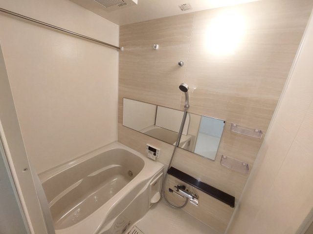 バス・シャワールーム　※同施工会社写真