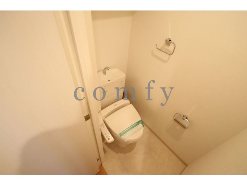 トイレ　ウォシュレット完備