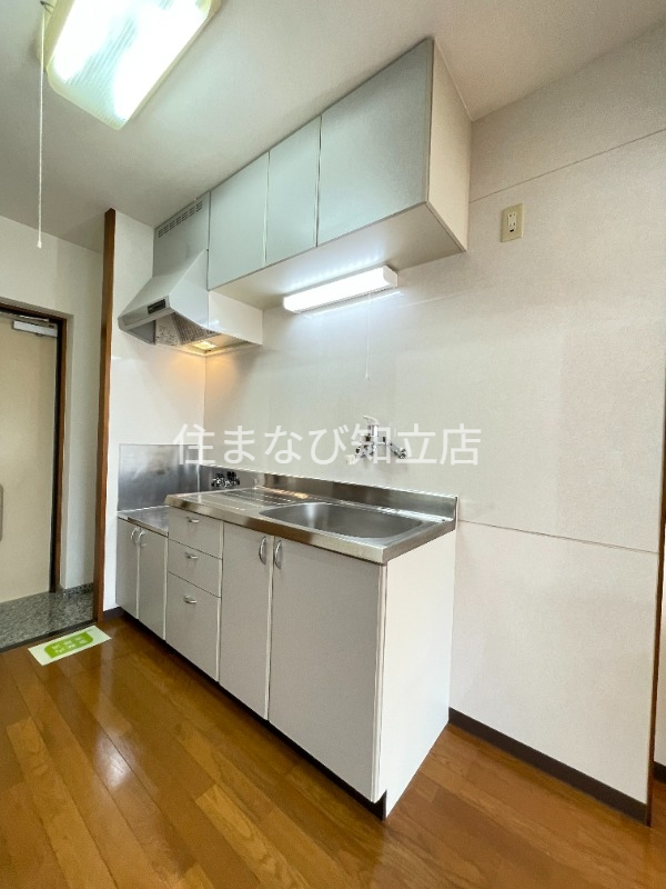 キッチン　同型別部屋写真
