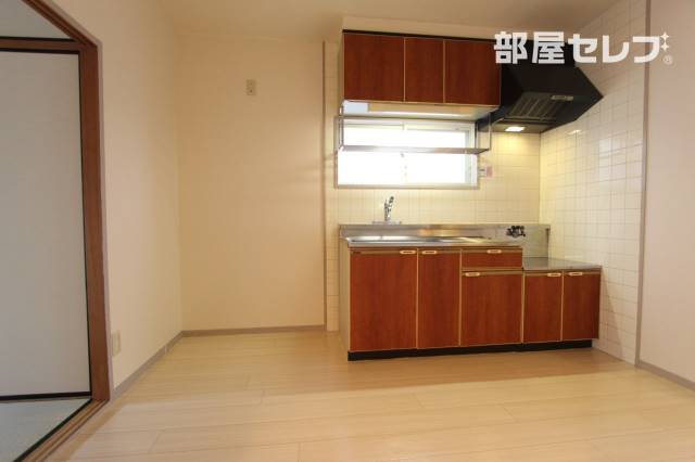キッチン　２０２号室の写真