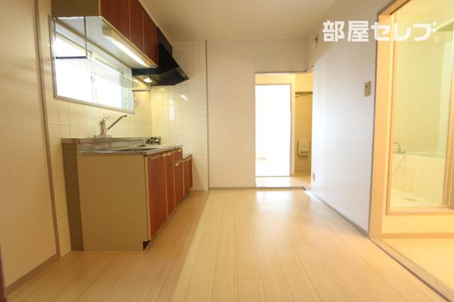 居室・リビング　２０２号室の写真