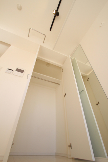 収納　同間取の別室参考写真です。