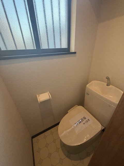 トイレ　１階トイレ