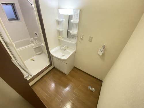 洗面設備　水回りまとまっています◎