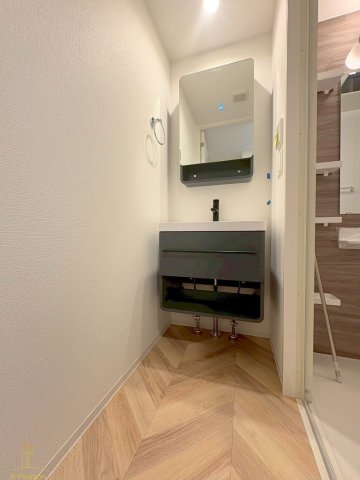 洗面設備　セレニテ東梅田アリエ