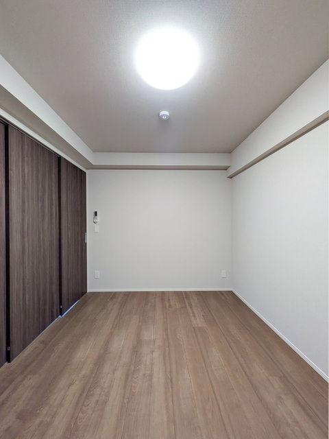 その他部屋・スペース　洋室６．１帖？