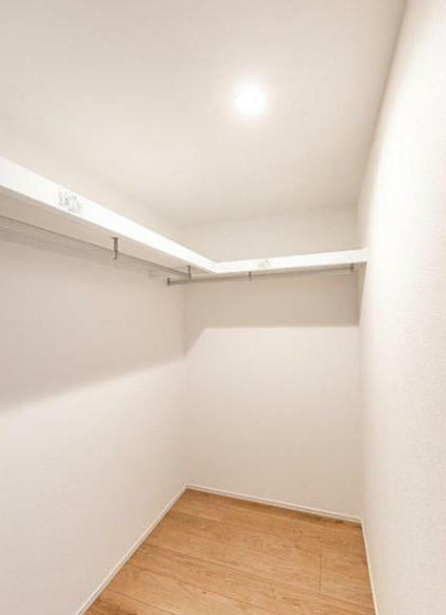 収納　※別部屋の参考写真です。