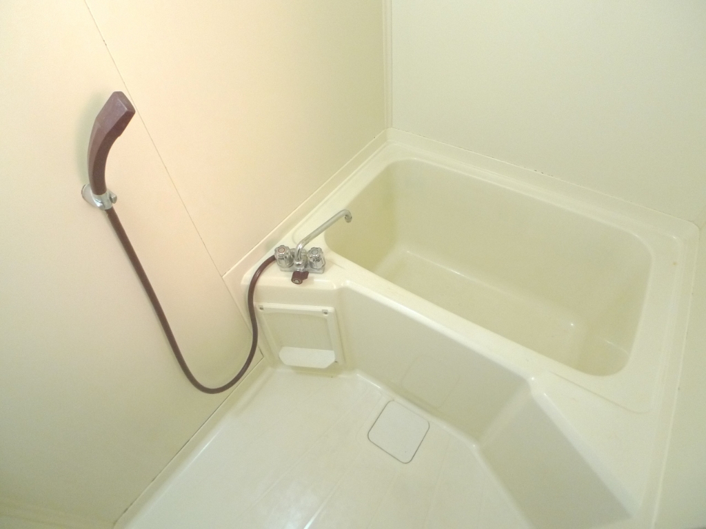 バス・シャワールーム　画像は604号室(3DK)