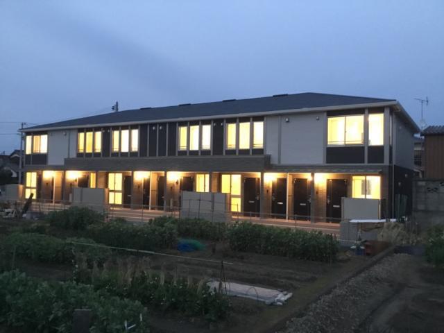 建物外観　外観写真（夜）