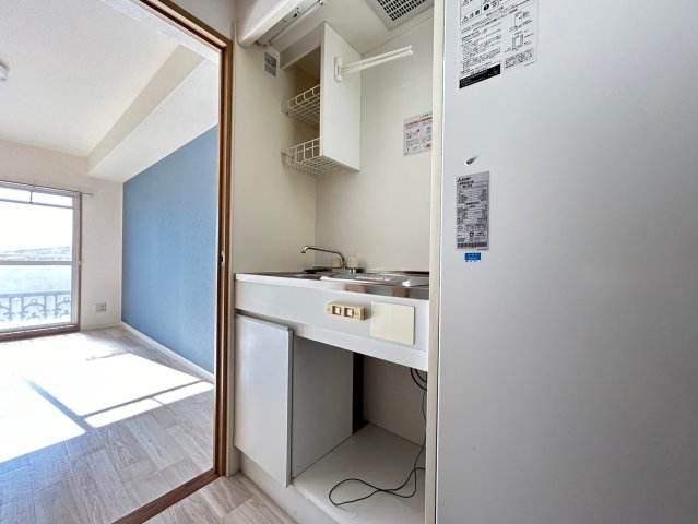 キッチン　※別部屋参考写真※