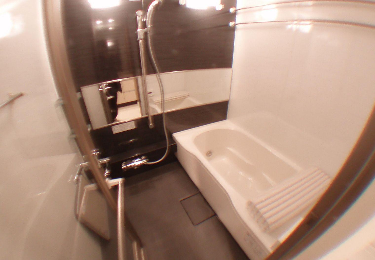 バス・シャワールーム　きれいなお風呂です