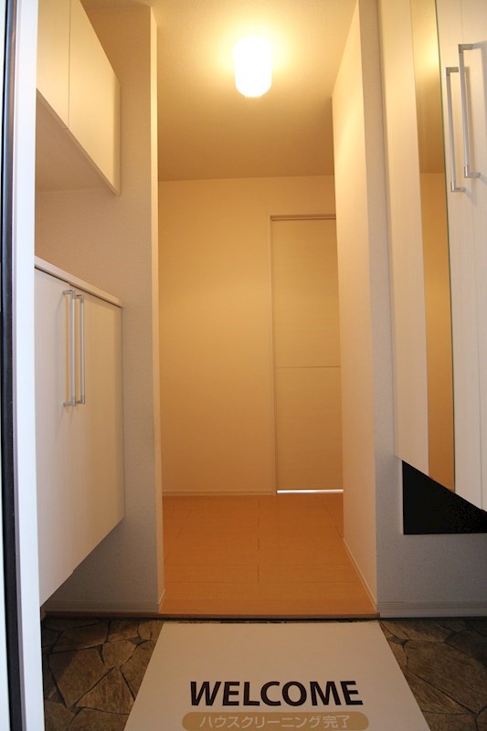 玄関　※写真はイメージです。