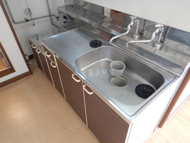 キッチン　独立キッチン完備。