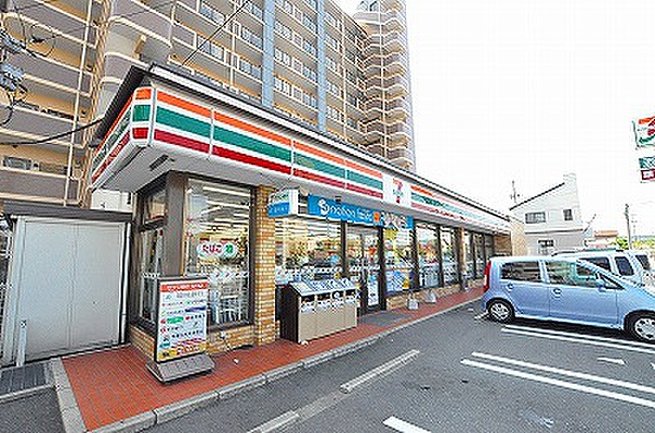 コンビニ　セブンイレブン 小倉日明4丁目店（コンビニ）まで283m