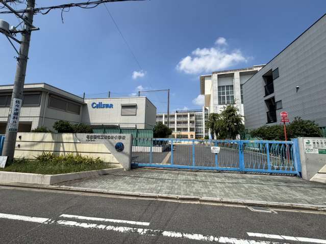 小学校　ほのか小学校トワイライトスクール（小学校）まで302m