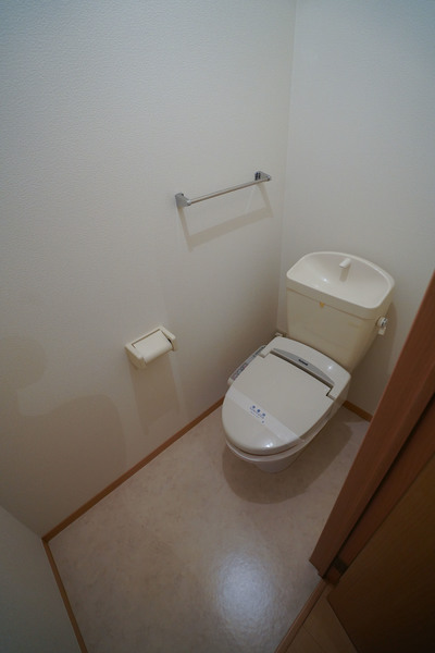 トイレ　同じ建物の別なお部屋