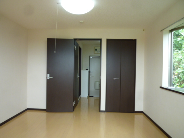 居室・リビング　別のお部屋の写真です。