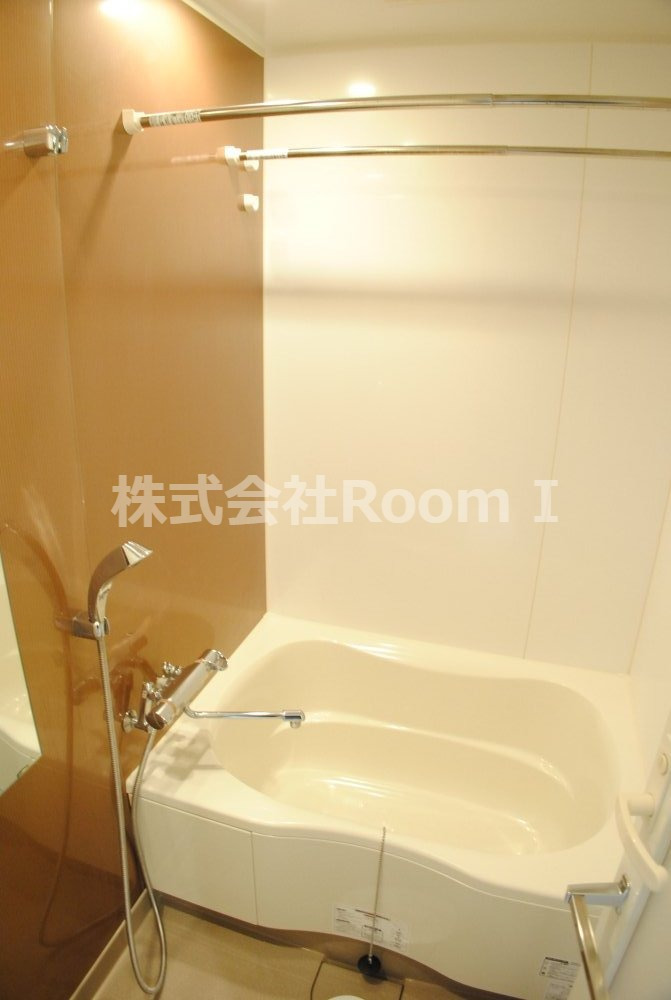 バス・シャワールーム　日々の暮らしに欠かせないお風呂です