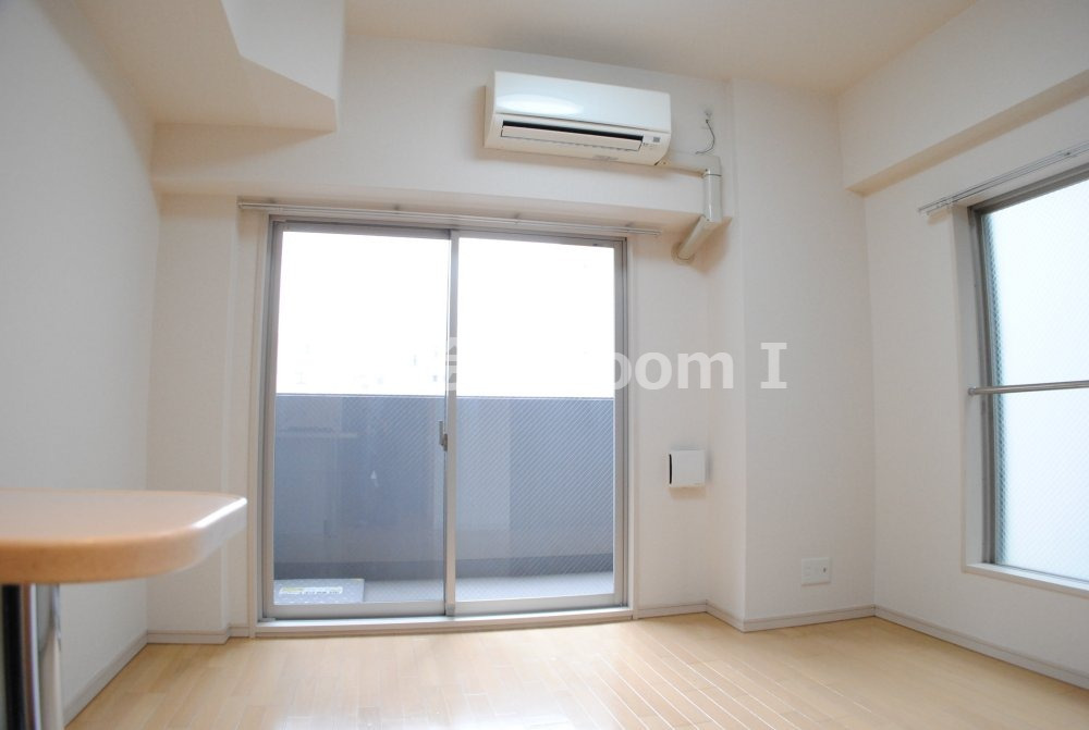 居室・リビング　ゆったりとした居間です