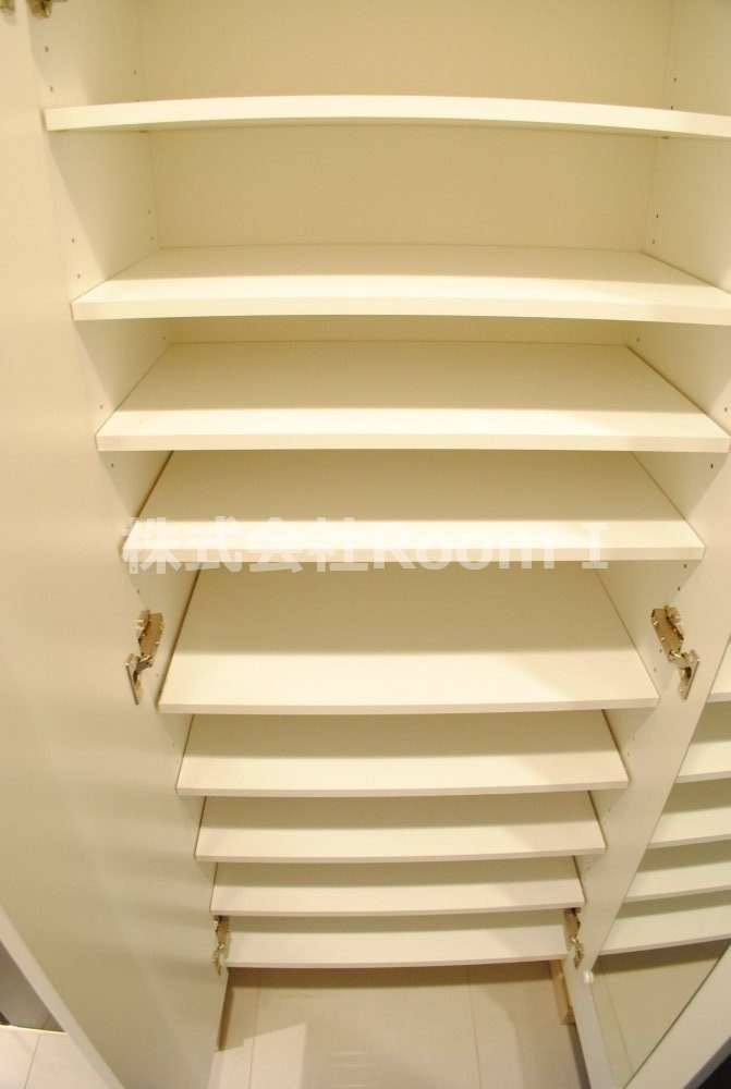 収納　こまごまとしたものを収納できそうですね