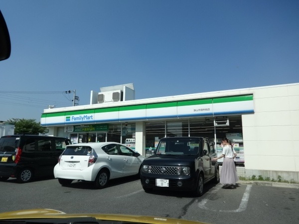 コンビニ　ファミリーマート狭山市役所前店（コンビニ）まで1142m