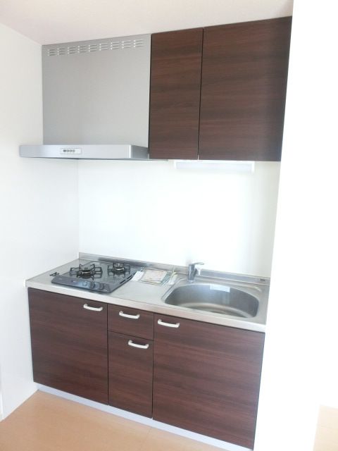 キッチン　便利なシステムキッチンです。