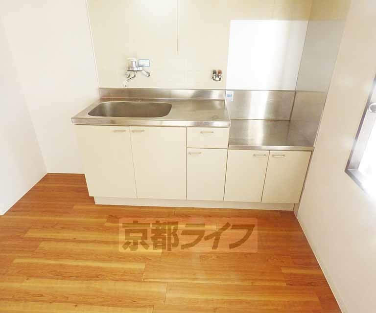 キッチン　キッチンです。