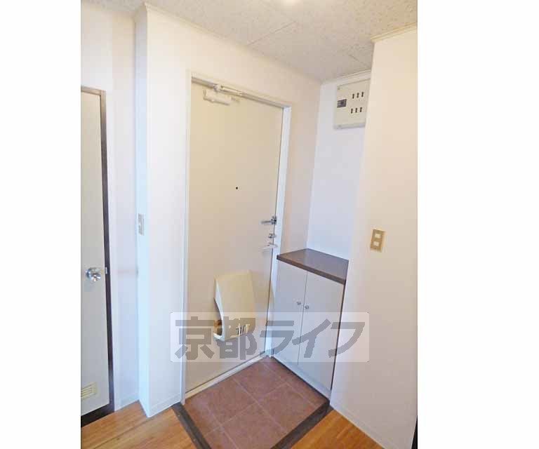 玄関　玄関です。