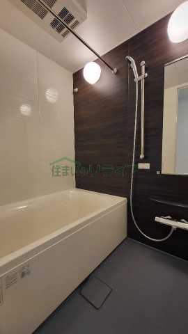 バス・シャワールーム　別部屋参考写真となります。