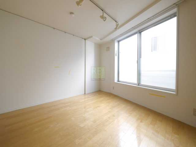 居室・リビング　アーク神楽坂