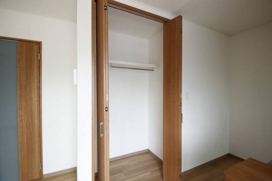 収納　※別部屋の写真です
