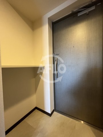 玄関　スプランディッド新大阪V　玄関