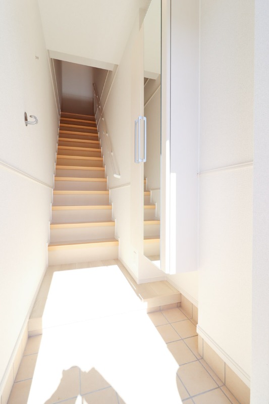 玄関　図面と現状に相違がある場合には現状を優先