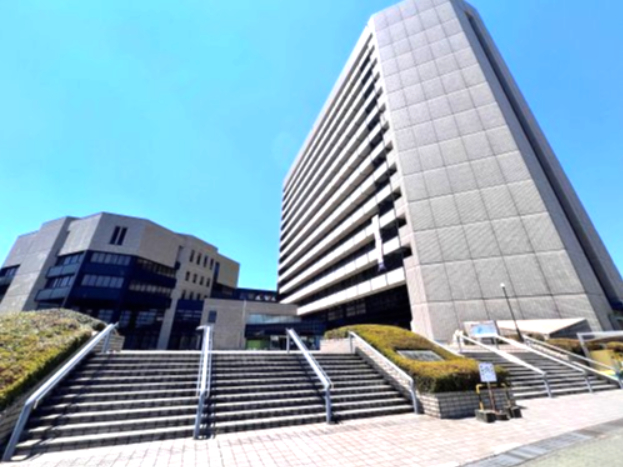 役所　徳島市役所（役所）まで492m