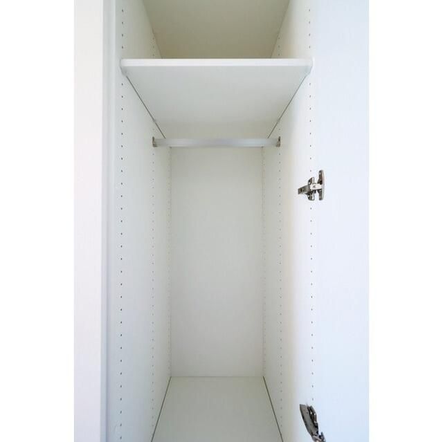 収納　シンプルで使いやすいトイレです