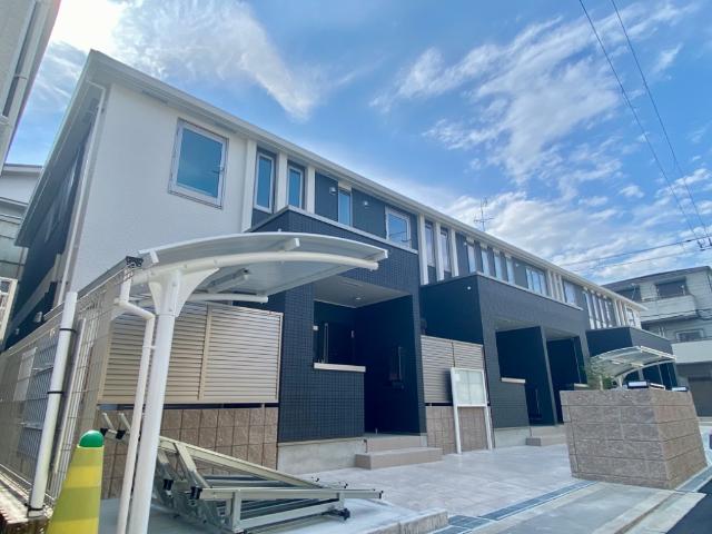 エントランス　外観写真（昼）